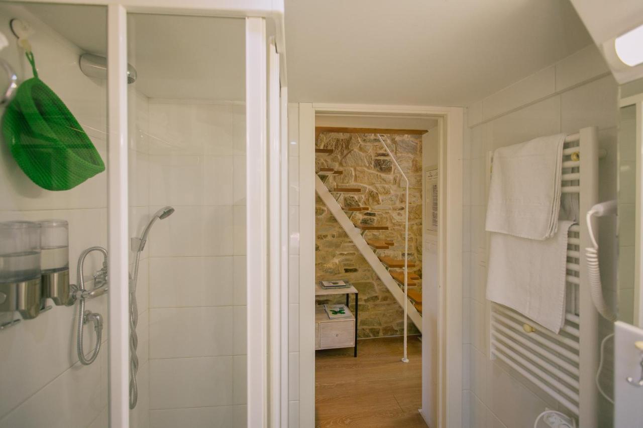 Roompedra Apartamentos Turisticos 산티아고데콤포스텔라 외부 사진
