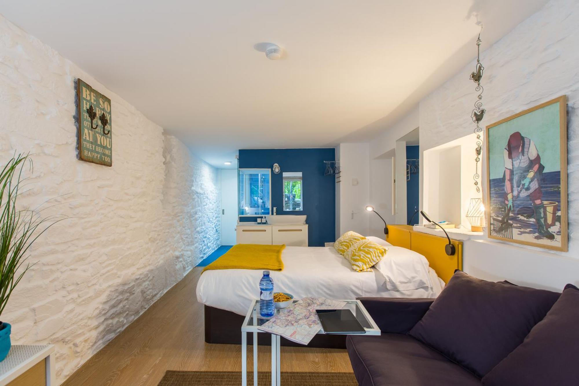 Roompedra Apartamentos Turisticos 산티아고데콤포스텔라 외부 사진