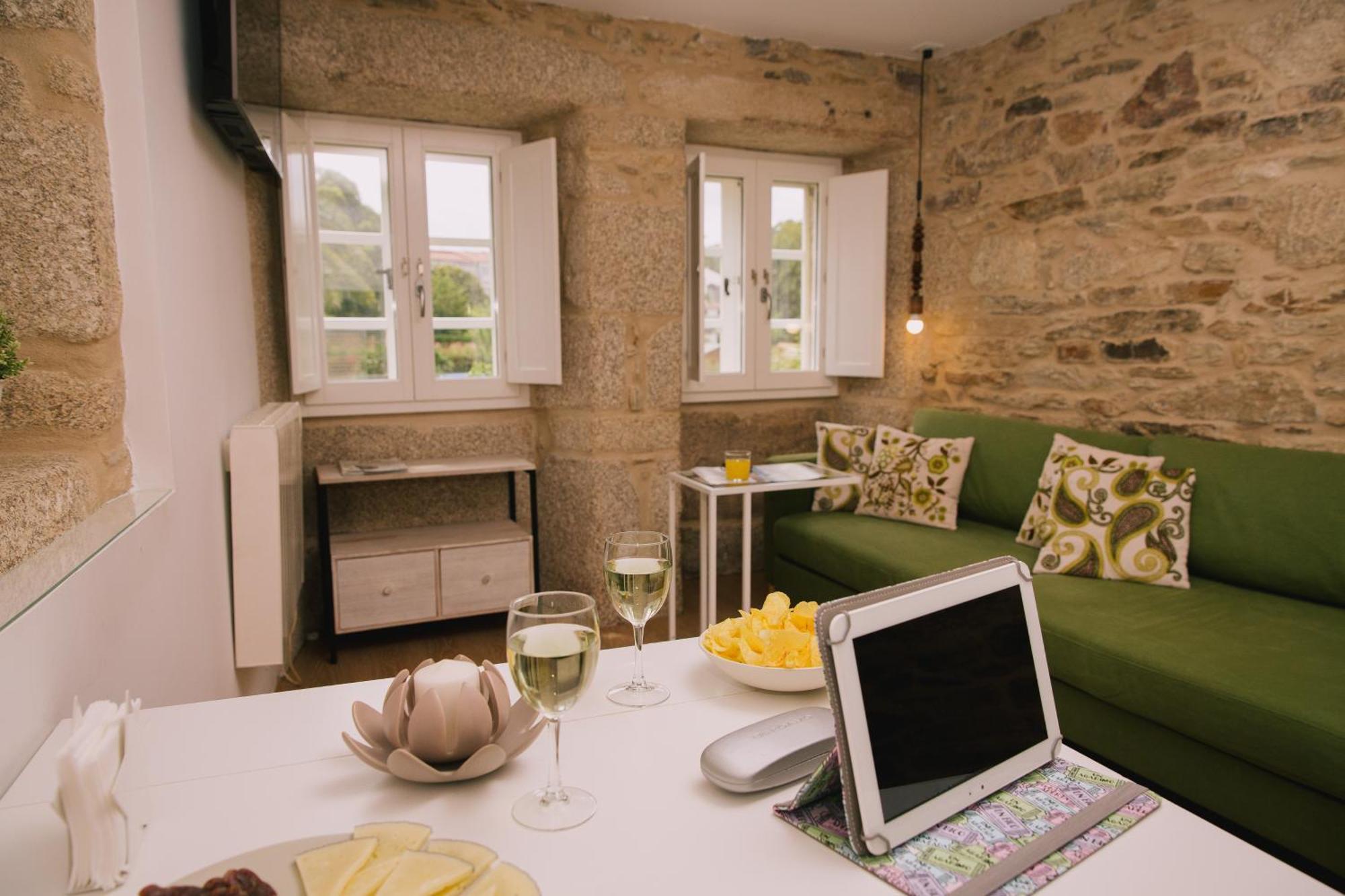 Roompedra Apartamentos Turisticos 산티아고데콤포스텔라 외부 사진