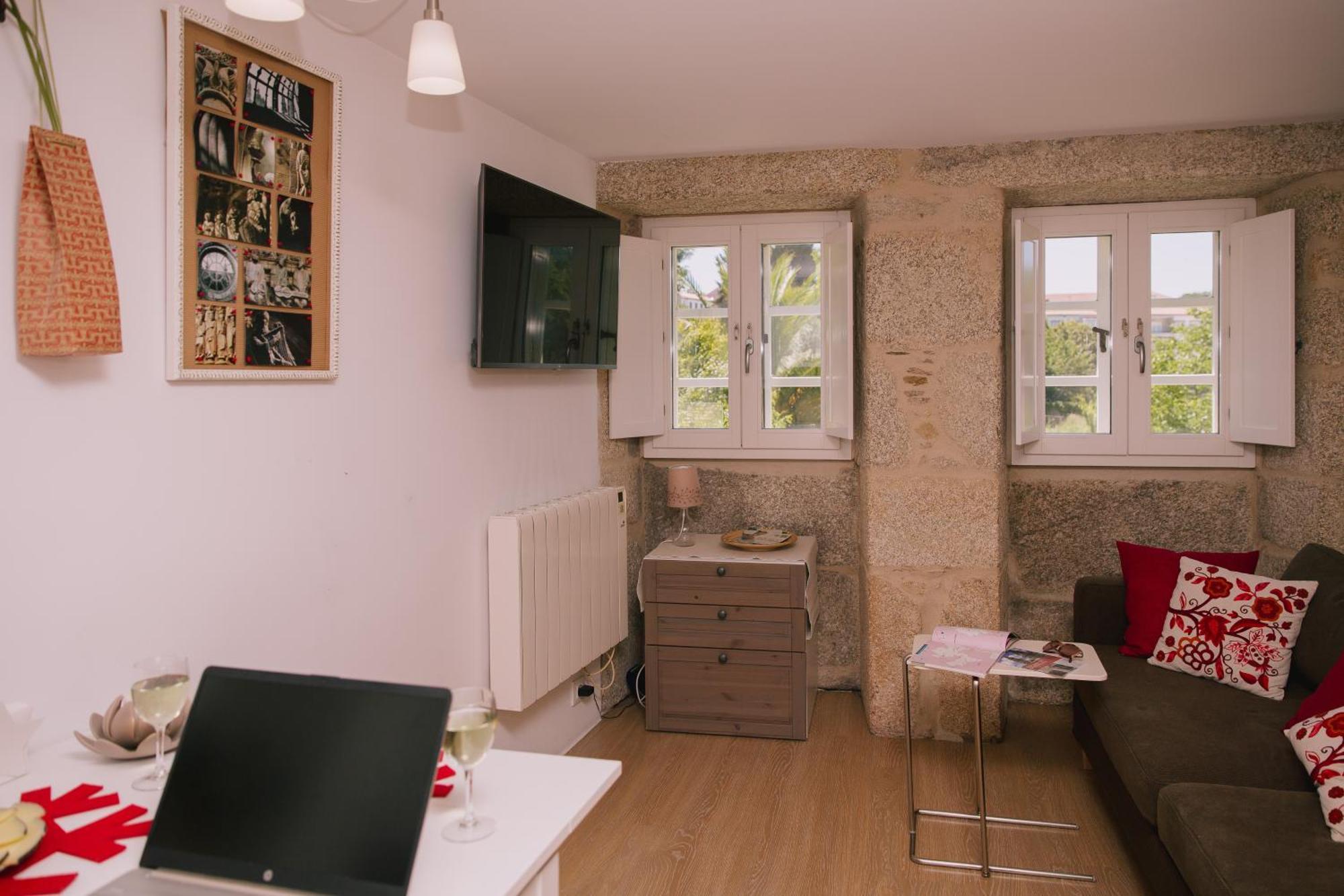 Roompedra Apartamentos Turisticos 산티아고데콤포스텔라 외부 사진